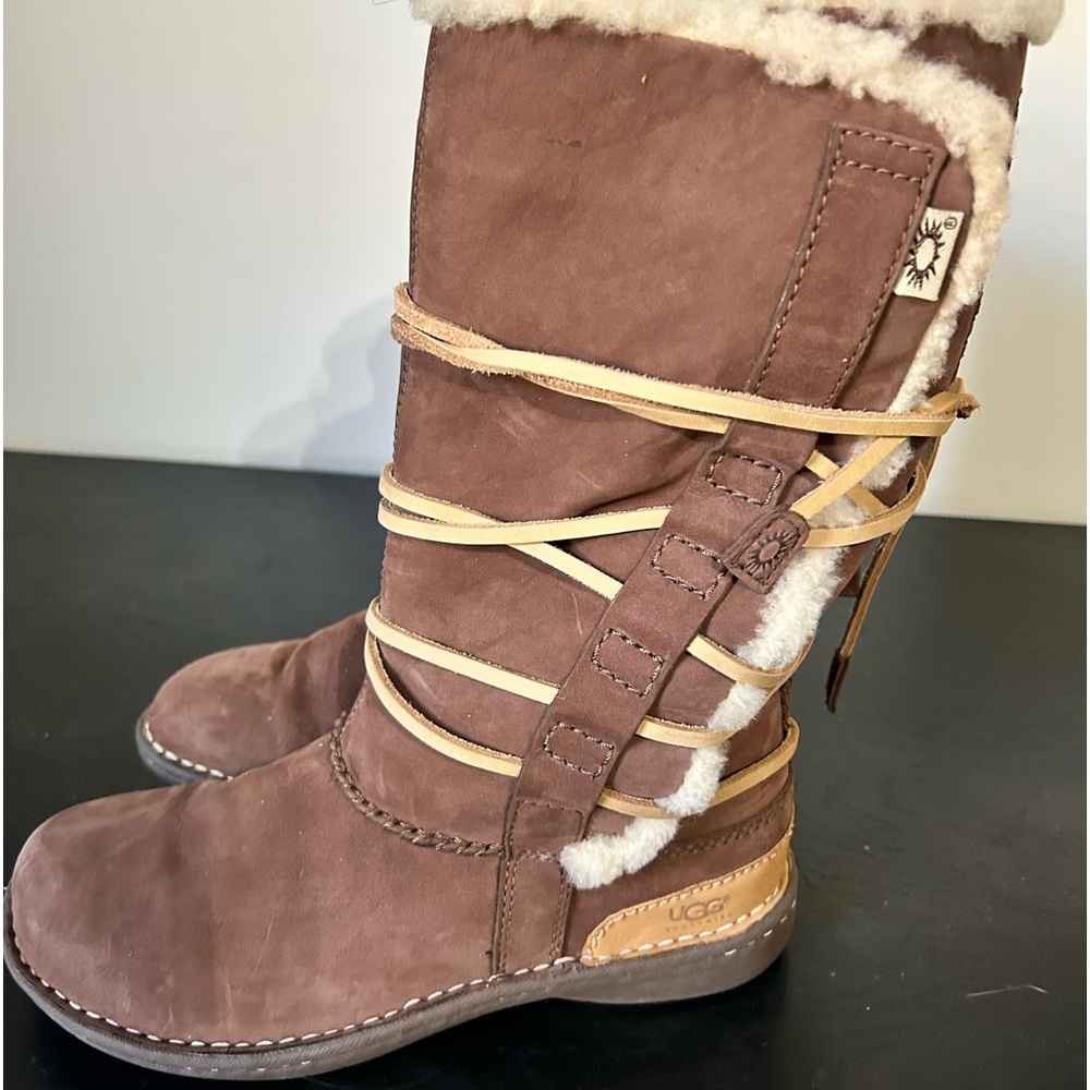 UGG Australia ‘Catalina’ Sheepskin Lace Up Leather Boots 1634